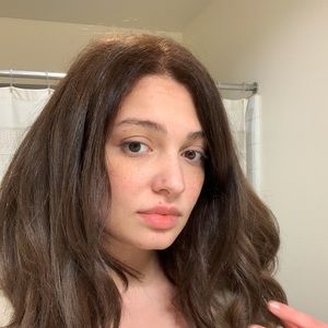 Meet your Posher, Nijha